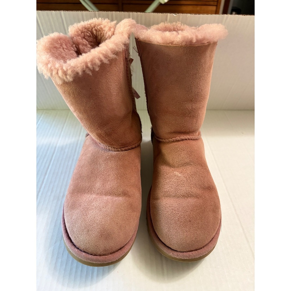 UGG Bailey Bow II Pink Suede Sheepskin Boots 1016225 Rose Size 6